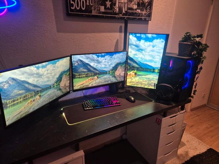 Gaming setup (alles los of 1 geheel), Computers en Software, Desktop Pc's, Zo goed als nieuw, 4 Ghz of meer, SSD, Gaming, Ophalen of Verzenden