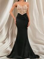 Zwarte Galajurk met gouden lijfje mt 34, Kleding | Dames, Gelegenheidskleding, Galajurk, Zwart, Nieuw, Ophalen of Verzenden