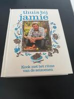Thuis bij Jamie Oliver, Boeken, Kookboeken, Ophalen of Verzenden, Zo goed als nieuw, Overige gebieden