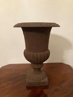 Brocante gietijzeren tuinvaas Frankrijk, Ophalen of Verzenden, Gebruikt