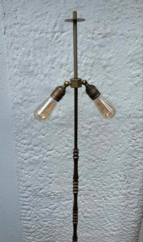 Stijlvolle Vintage Duitse kwaliteit vloerlamp brons, Huis en Inrichting, Lampen | Vloerlampen, Zo goed als nieuw, Glas, Ophalen of Verzenden