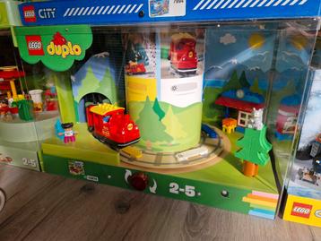 Lego Duplo Trein Set met Winkel Display 10874 beschikbaar voor biedingen