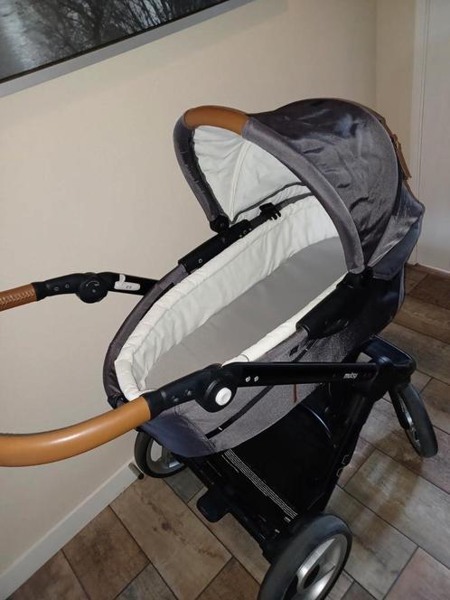 Wandelwagen, Kinderen en Baby's, Kinderwagens en Combinaties, Gebruikt, Combiwagen, Mutsy, Met autostoeltje, Met reiswieg, Verstelbare duwstang