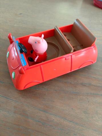 Peppa pig auto beschikbaar voor biedingen