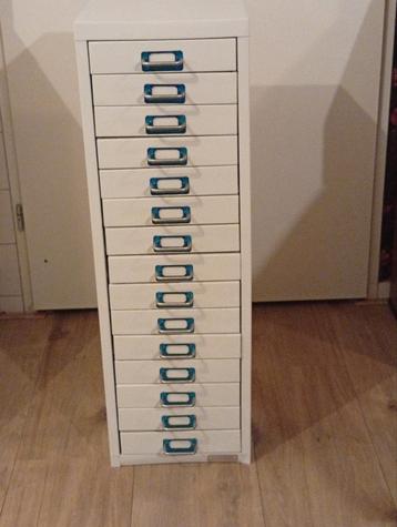 Stalen ladekast met 15 kleine lades 88x28x38cm zgan beschikbaar voor biedingen