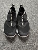 Nike Flex Runner 2 maat 35/3Y, Jongen of Meisje, Ophalen of Verzenden, Zo goed als nieuw, Nike