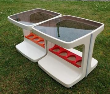 2 mooie bartafeltjes design van Marc Held uit de jaren 70 beschikbaar voor biedingen