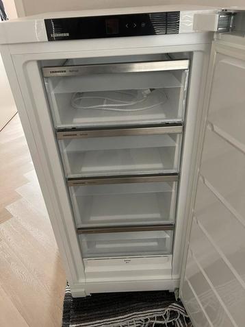 Liebherr Nofrost vrieskast A+++ ZGAN! beschikbaar voor biedingen