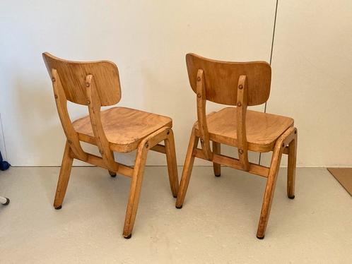 Vintage kleuterstoelen 2x, Kinderen en Baby's, Kinderkamer | Tafels en Stoelen, Gebruikt, Stoel(en), Ophalen