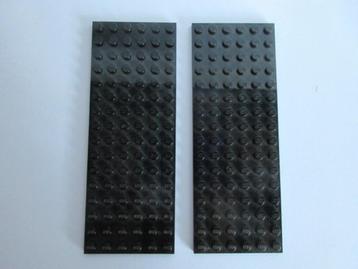 nr. 6900, 2 zwarte platen 6x16. Verzenden is mogelijk. beschikbaar voor biedingen