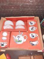 Theeservice 4 persoons vintage 60", Antiek en Kunst, Antiek | Servies compleet, Ophalen of Verzenden