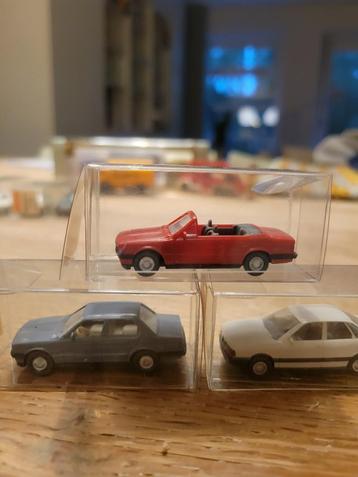 Wiking luxe middenklasse autos beschikbaar voor biedingen