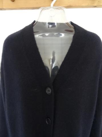 COS vest XS - 55 % wol en 15 % mohair beschikbaar voor biedingen