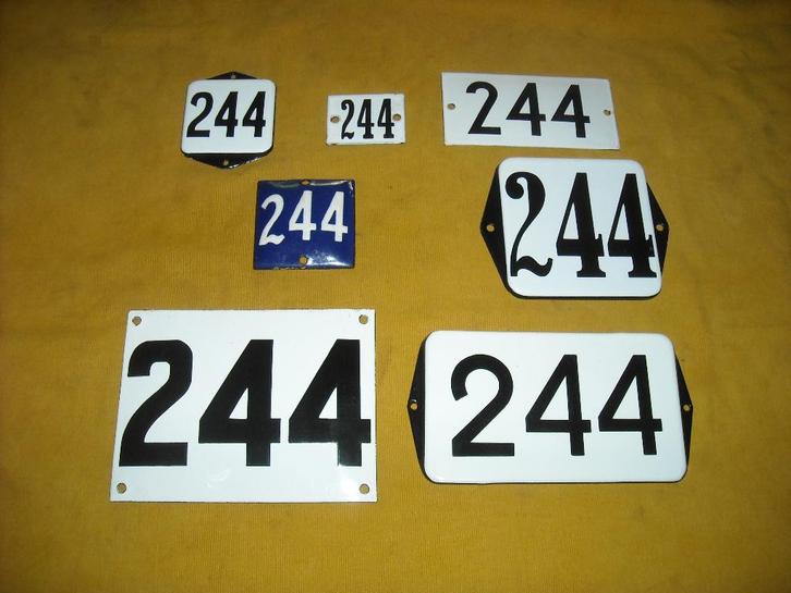 oud emaille huisnummer 244 ook 245 246 247 248 249 250 251 2, Antiek en Kunst, Antiek | Emaille, Ophalen of Verzenden