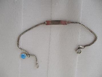 zilveren sieraden voor het kleine meisje beschikbaar voor biedingen