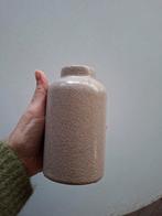 Klein beige vaasje, Huis en Inrichting, Ophalen, Overige kleuren, Aardewerk of Porselein, Minder dan 50 cm