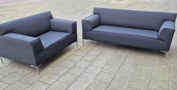 Design On Stock Bloq Bank 2,5 + 1,5 stof antraciet stof zgan beschikbaar voor biedingen