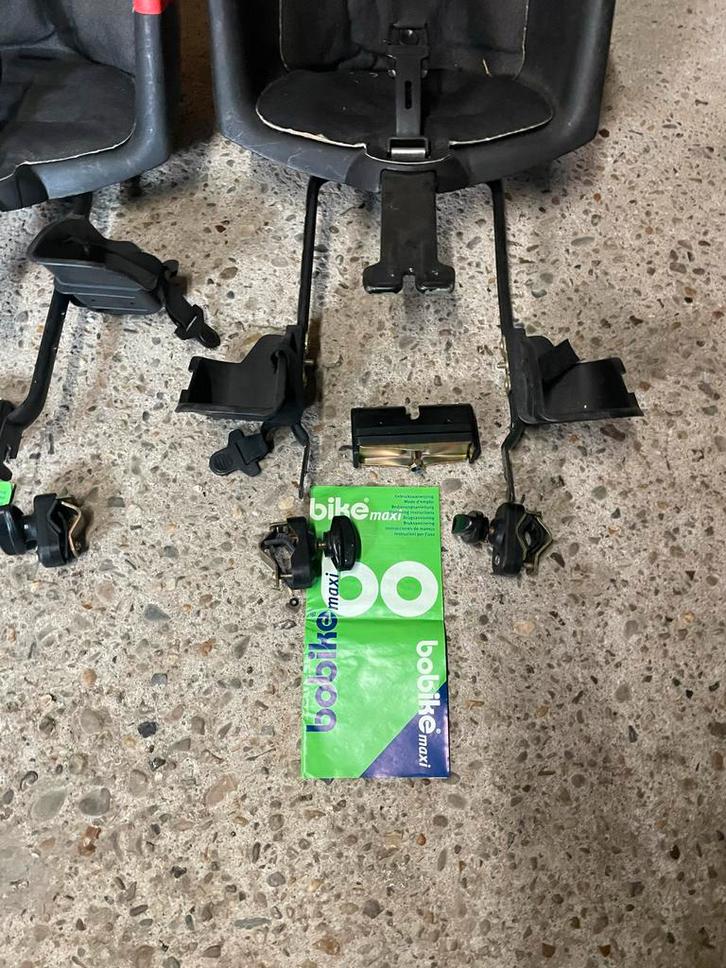 Bobike Achterzitjes - 2 stuks + ATB bevestiging, Fietsen en Brommers, Fietsaccessoires | Fietsstoeltjes, Gebruikt, Achterzitje