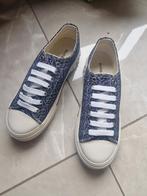 Burberry sneakers unisex size 37/38, Ophalen of Verzenden, Nieuw, Sneakers of Gympen