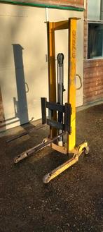 Lift  -  Stapelaar, Ophalen, Gebruikt