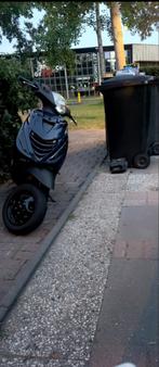 Zip 172cc lc, Ophalen, Zo goed als nieuw, Zip