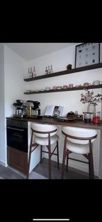 2x Alexia Barkruk Giga Meubel ZGAN, Huis en Inrichting, Ophalen, Twee, Wit, Zo goed als nieuw