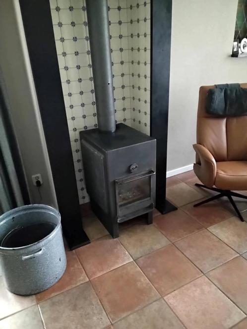 Harrie leenders houtkachel met speksteen, Huis en Inrichting, Kachels, Gebruikt, Vrijstaand, Houtkachel, Hout, Ophalen