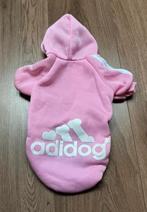 Honden jasje, roze adidog, Dieren en Toebehoren, Hondenkleding, Ophalen of Verzenden, Zo goed als nieuw, Hondenjas