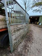 Stalwand staldeel, Dieren en Toebehoren