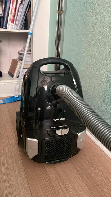Tomado stofzuiger (werkt perfect) beschikbaar voor biedingen