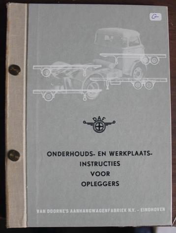 Onderhouds en werkplaatsboek voor DAF opleggers beschikbaar voor biedingen