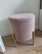 Roze poef - zo goed als nieuw, Huis en Inrichting, Banken | Voetenbanken en Poefen, Ophalen, Minder dan 50 cm, Rond, Minder dan 50 cm