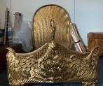 Gouden zwanenbed antiek, Ophalen