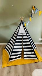 Leuke tipi tent met kleed en vlaggenlijn, Kinderen en Baby's, Ophalen, Zo goed als nieuw