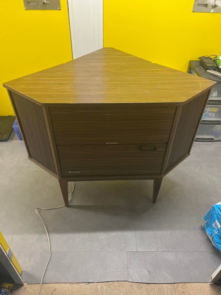 Vintage Stereo Meubel Rosita met Gebruikerssporen, Audio, Tv en Foto, Stereo-sets, Overige merken, Gebruikt, Tuner of Radio, Losse componenten