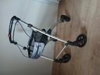 Licht gewicht rollator met mandje, Ophalen, Zo goed als nieuw