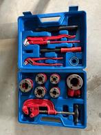 Draadsnijset diversematen compleet, Doe-het-zelf en Verbouw, Gereedschap | Handgereedschap, Ophalen, Nieuw
