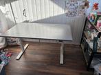 IKEA Rodulf Elektrisch Bureau - 140x80 cm, Huis en Inrichting, Bureaus, Ophalen, Elektrisch, Gebruikt
