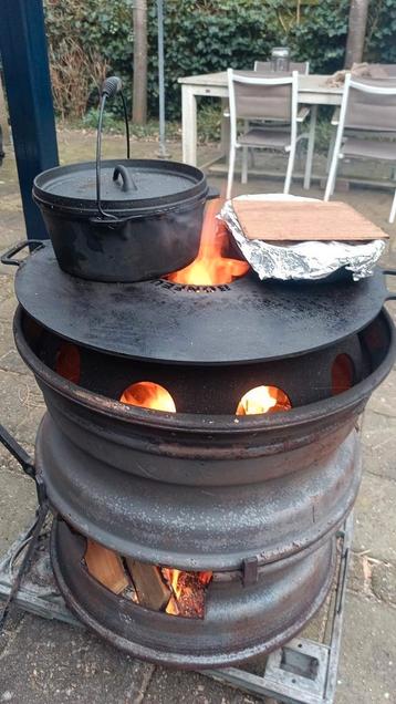 Fantastische Zware demontabele BBQ kachel! beschikbaar voor biedingen