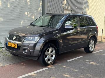 Suzuki Grand Vitara 2.4 5D AUT HIGH EXECUTIVE 2011 Grijs beschikbaar voor biedingen
