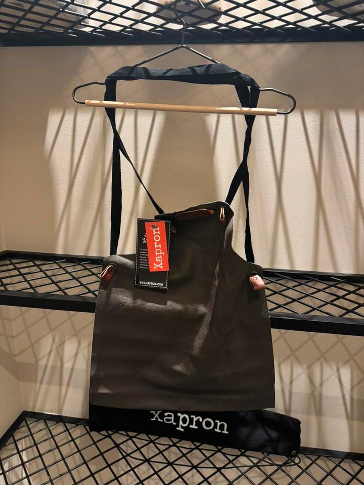 Xapron leren kinderschort NIEUW, Huis en Inrichting, Keuken | Textiel, Nieuw, Schort, Ophalen of Verzenden