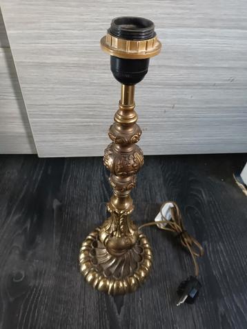 DiverseTafellamp voet zonder kap.. beschikbaar voor biedingen