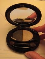 Shisheido smokey eyes and brows shadow, Ogen, Zwart, Ophalen of Verzenden, Zo goed als nieuw