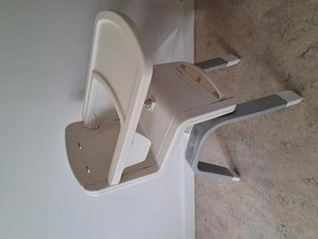 Kinderstoel beschikbaar voor biedingen