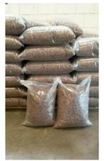 Cacaodoppen, Ophalen, Tuinaarde