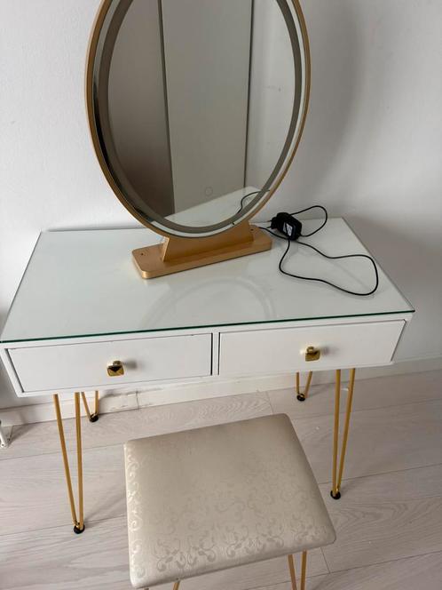 Kaptafel spiegel led licht en krukje, Huis en Inrichting, Tafels | Kaptafels, Gebruikt, Minder dan 100 cm, 50 tot 100 cm, Hout