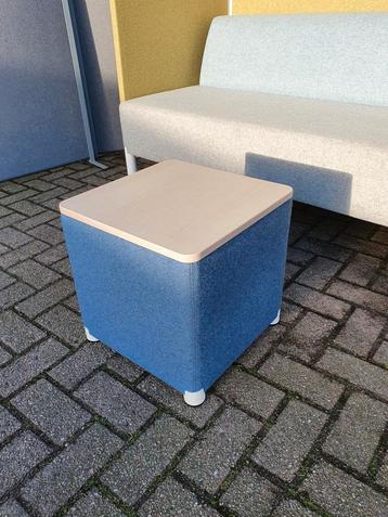 Vepa Vepa v50 bijzettafel / poef  4 beschikbaar  beschikbaar voor biedingen