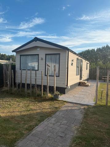 Stacaravan 1010x4.00 meter 2024 4persoons, in nieuwstaat ! beschikbaar voor biedingen