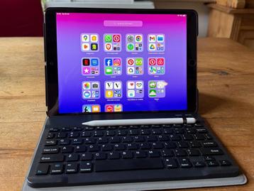 Ipad Pro 10.5 inch, 64Gb + keyboard + pencil, 92% beschikbaar voor biedingen