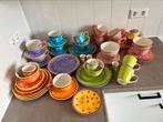 Gekleurd servies Blond Amsterdam, Huis en Inrichting, Keuken | Servies, Ophalen, Blond Amsterdam, Zo goed als nieuw, Kop(pen) en/of Schotel(s)